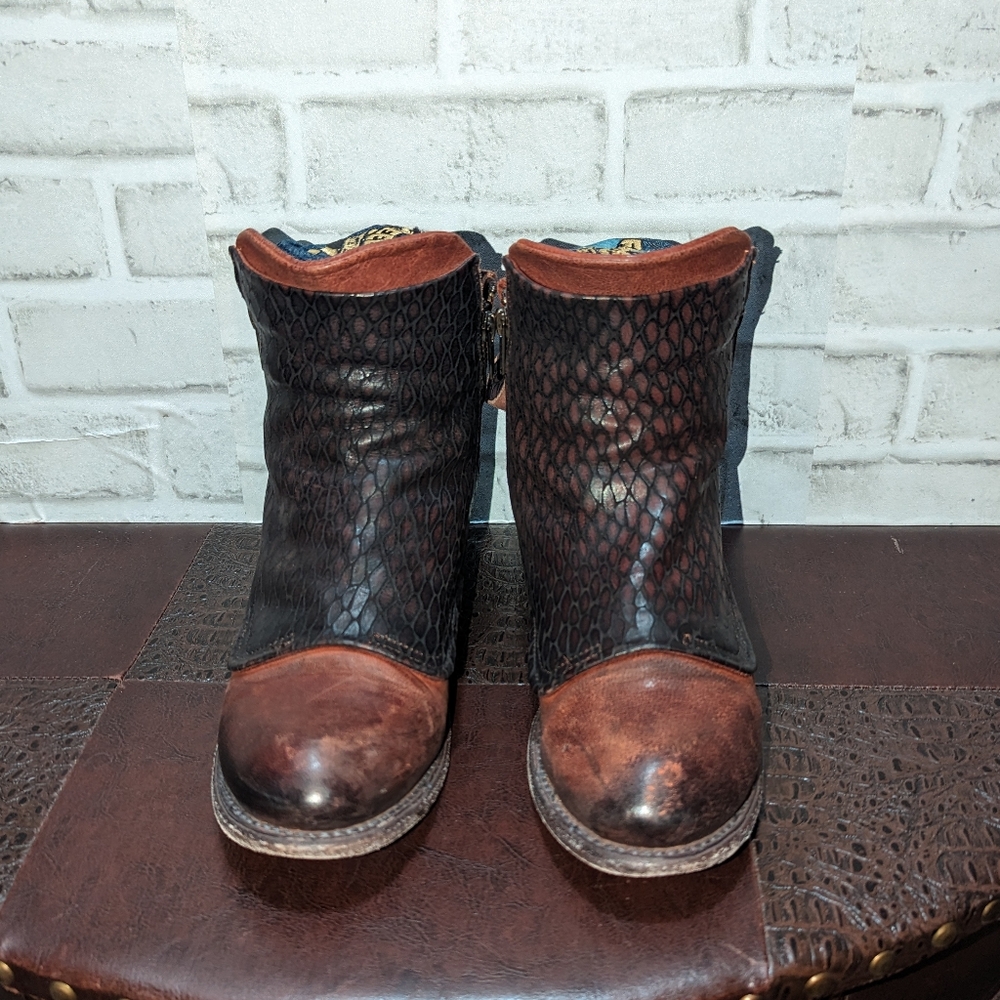Freebird Cheri Rust Multi Booties Size 10 - image 6